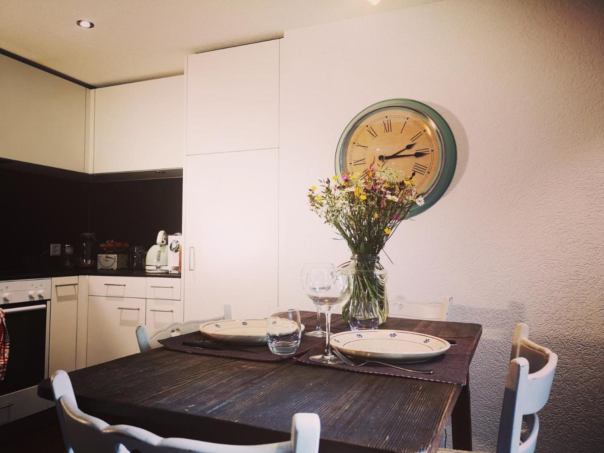 Urchige 2-Zimmerwohnung Matten  Экстерьер фото